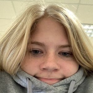 Meet your Posher, Loren